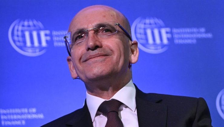 Mehmet Şimşek: Finansal okuryazarlık çok önemli, tasarruflar bilgiye dayalı yapılmalı