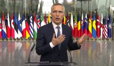 Stoltenberg: Ukrayna, Rusya’daki meşru hedefleri de vurabilmeli