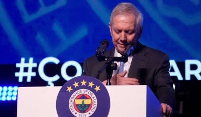 Aziz Yıldırım’ı duygulandıran beste! Darağacında olsak bile son sözümüz Fenerbahçe